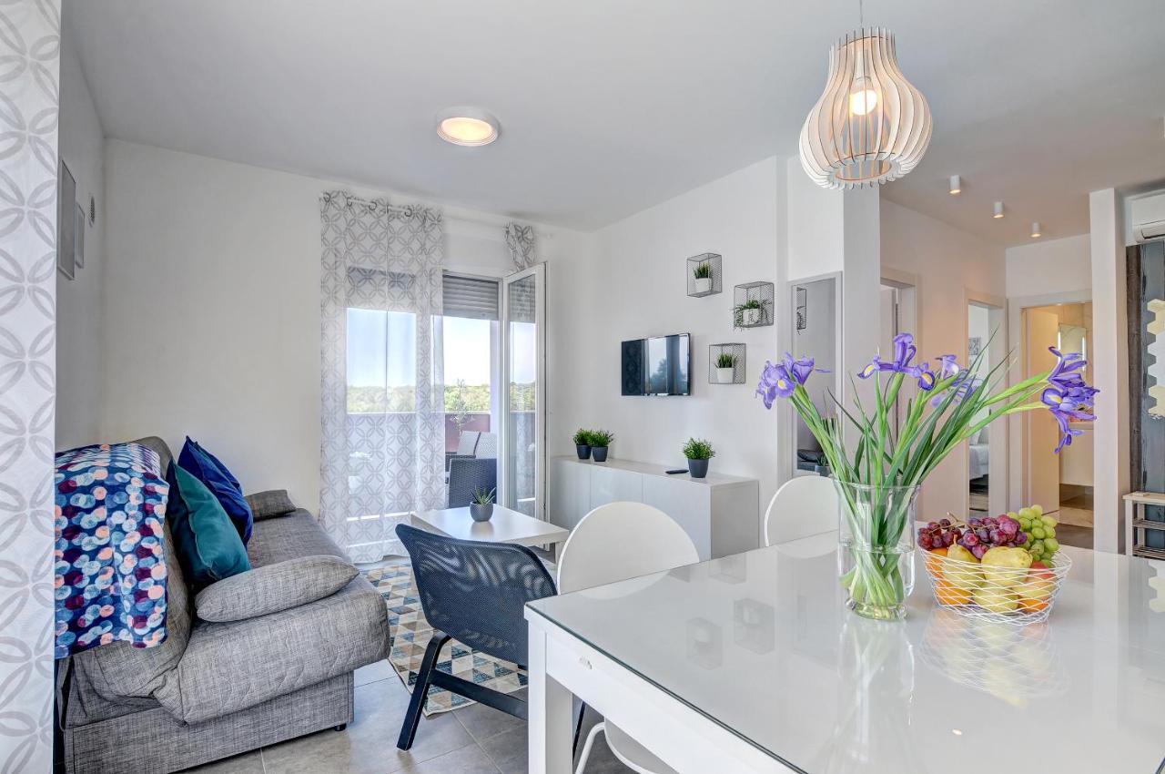 Apartment Log In Štinjan Dış mekan fotoğraf